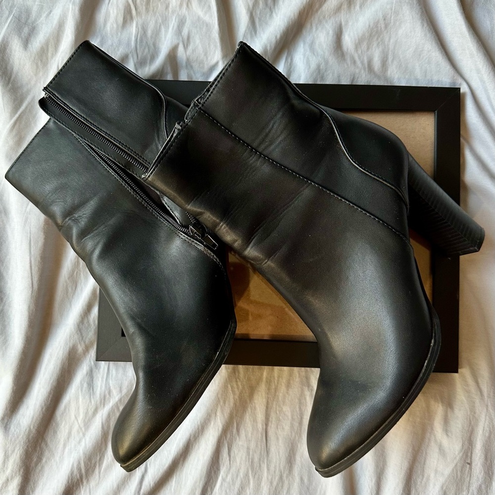 Fashion Nova Black 4” Booties | Size 10